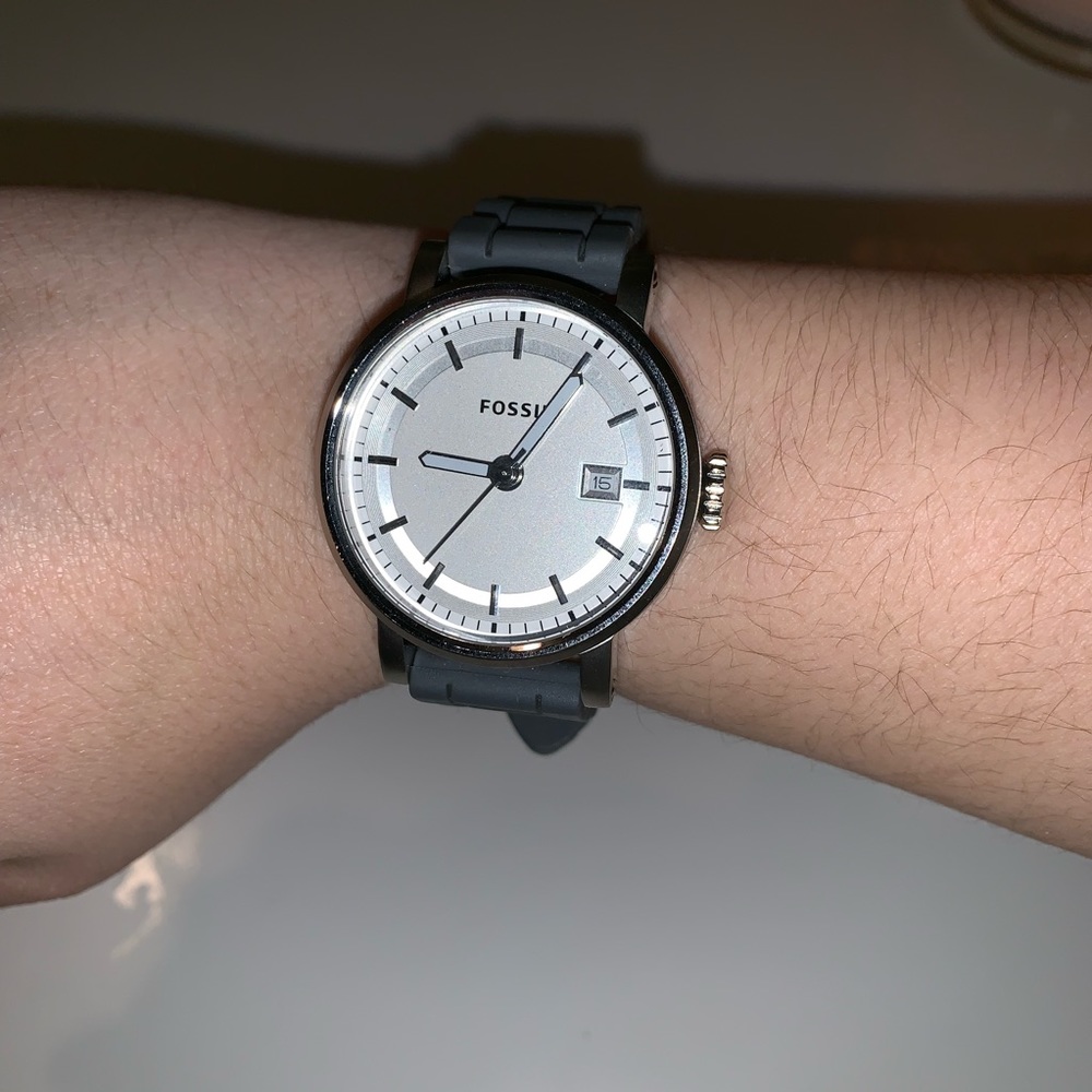 Fossil Watch - Picture 4 of 6